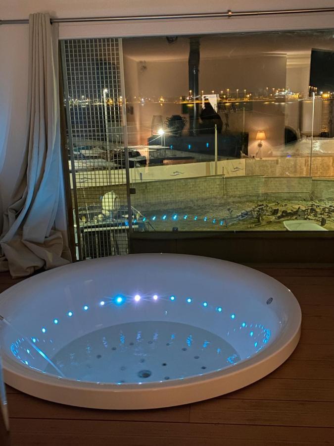 Vista Mar Lejlighed Brindisi Eksteriør billede